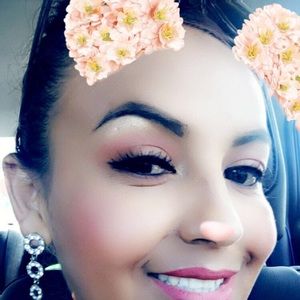 Meet your Posher, Ana